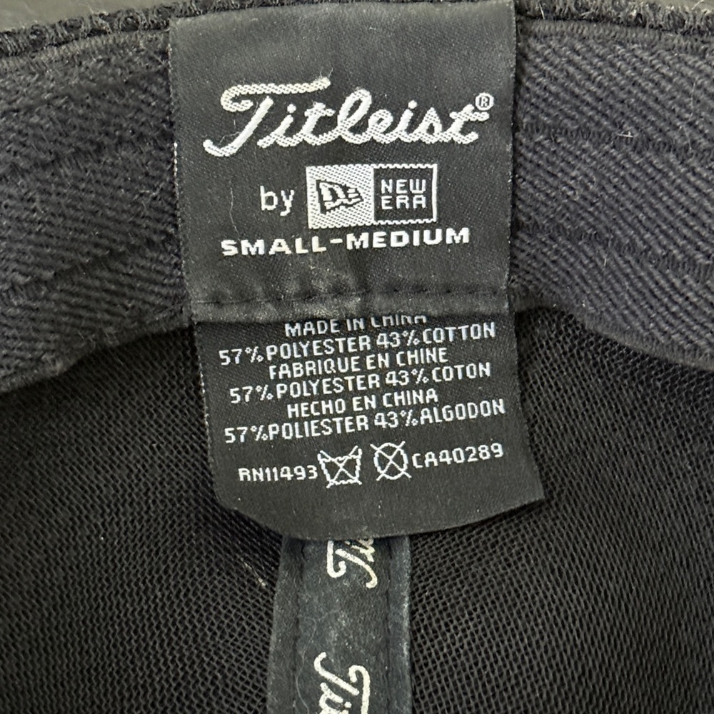 Titleist Footjoy Mesh Golf Cap Black White Logo Trucker Hat Small-Medium Casual - Picture 7 of 7